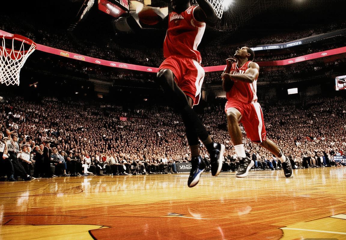 2008年NBA总决赛：科比与勒布朗巅峰对决回顾(图3)